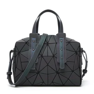 Bolsa feminina Boston, bolsas femininas com lantejoulas a laser, bolsa geométrica luminosa, bolsa transversal para usar no ombro, modelo 2024.
bolsa feminina Boston Handbags for girls women Laser sequins Luminous geometric bag over shoulder crossbody bags for women 2024